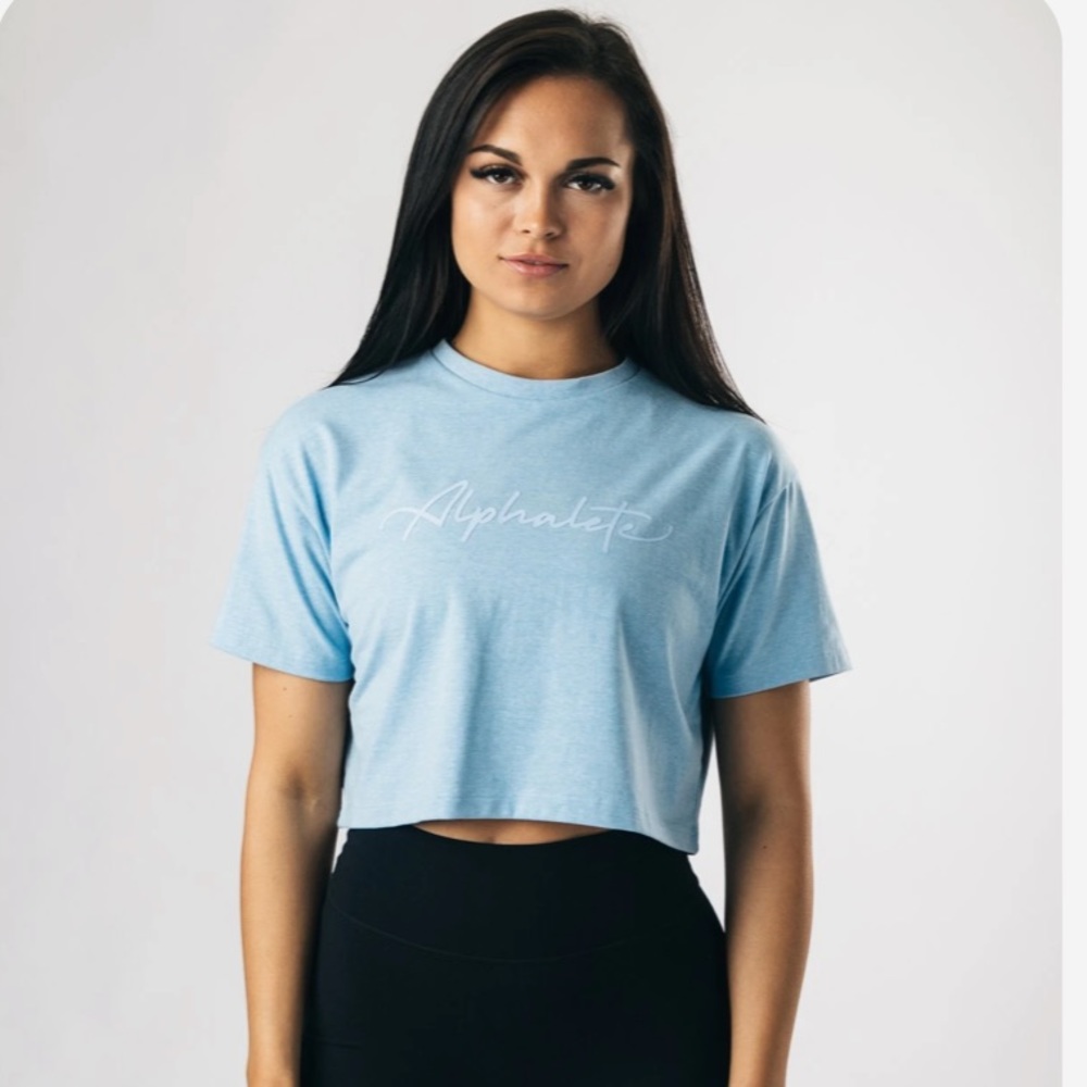 Alphalete Signature Crop Top - Sea Breeze